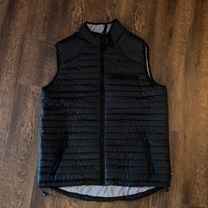 Men’s black thin puffer vest Sz L